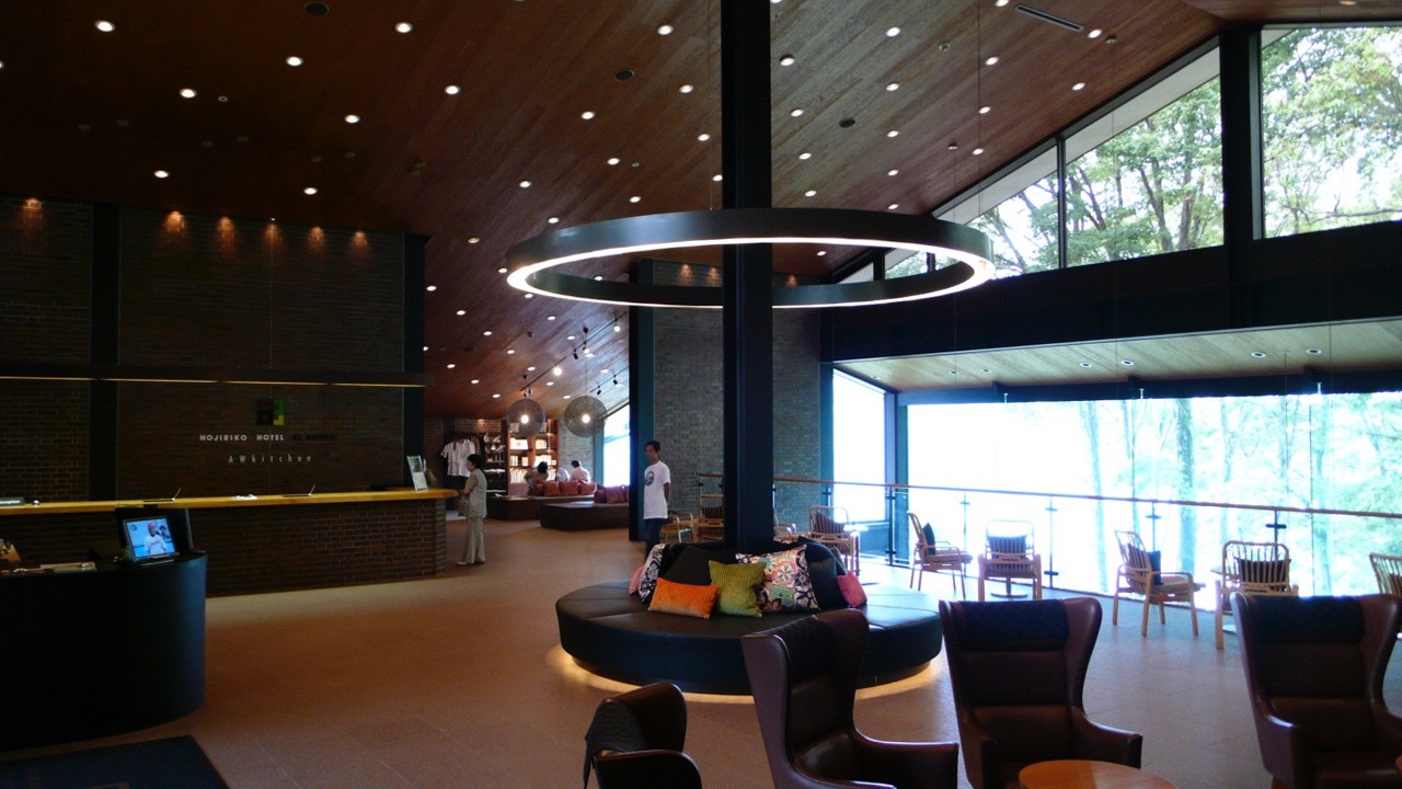  Main Lobby 