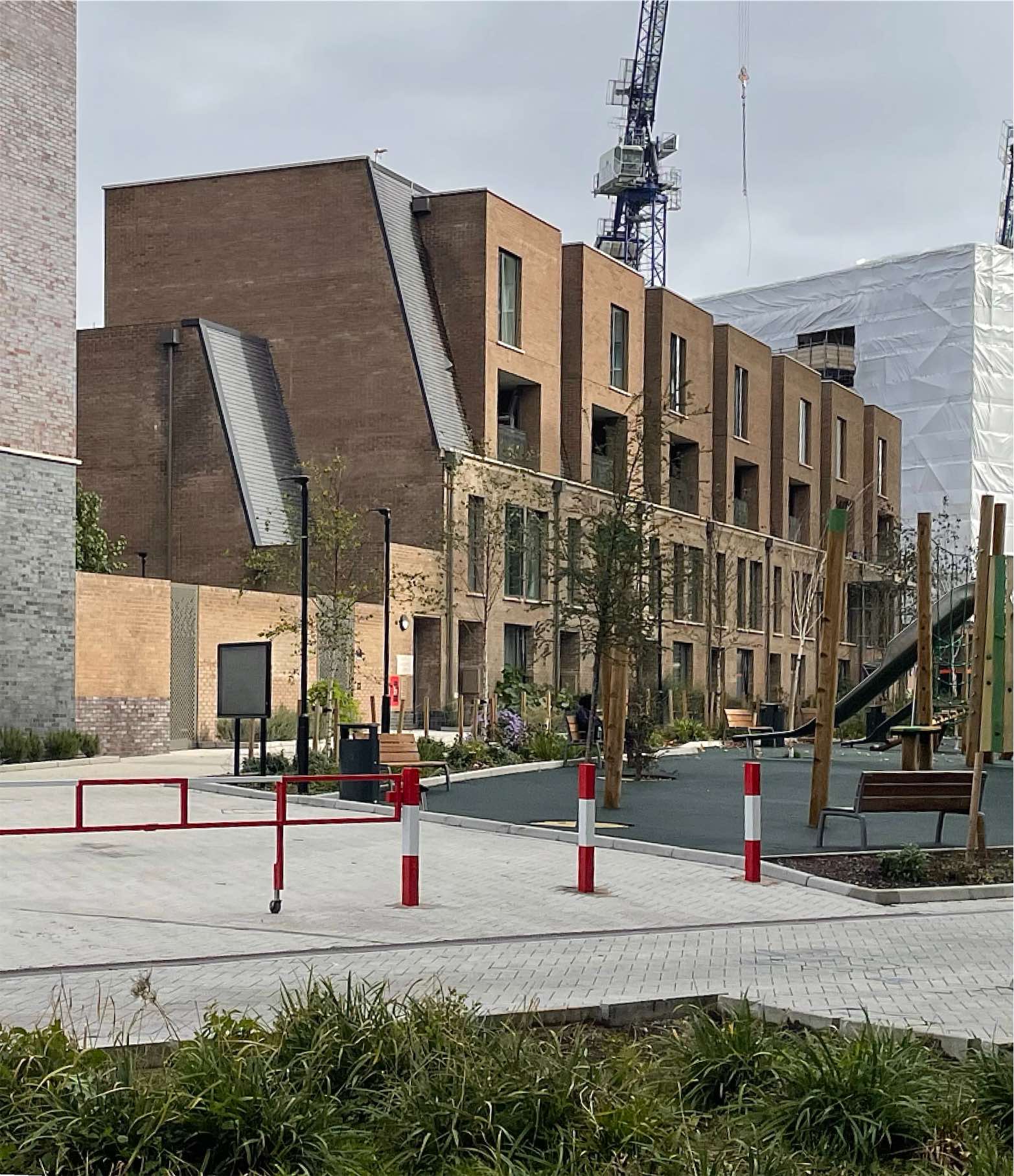  iew from Hazelbury Way 