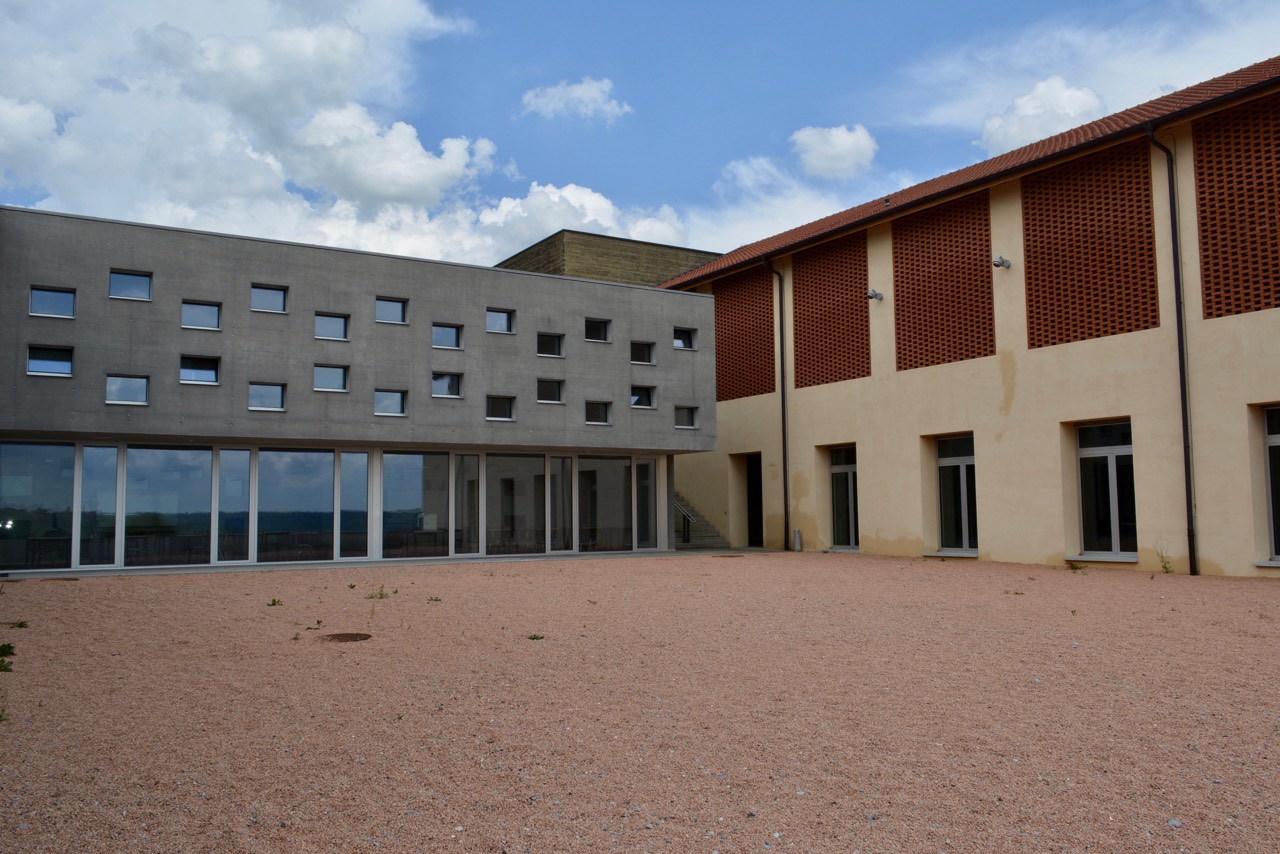 Dormitories adjacent to the canteen 